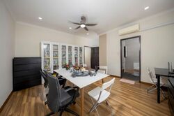 Highland Road (D19), Terrace #543062601